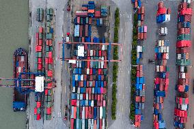 Beijing-Hangzhou Grand Canal Huai 'an Container Terminal