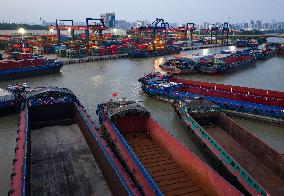 Beijing-Hangzhou Grand Canal Huai 'an Container Terminal