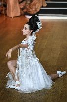 PFW - Franck Sorbier Runway in Paris FA