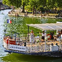 Illustration - Baignade - Paris - Seine