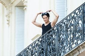 PFW Balenciaga Arrivals AM