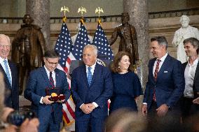 Congressional Medal of honor ceremony for Greg Lemond