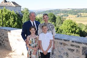 NO TABLOIDS WEB & PRINT - Princely Family of Monaco in Visit -Carlat