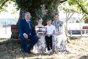 NO TABLOIDS WEB & PRINT - Princely Family of Monaco in Visit  - Carlat