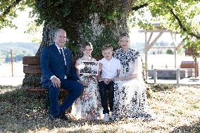 NO TABLOIDS WEB & PRINT - Princely Family of Monaco in Visit  - Carlat