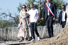 NO TABLOIDS WEB & PRINT - Princely Family of Monaco in Visit  - Carlat