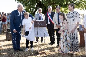 NO TABLOIDS WEB & PRINT - Princely Family of Monaco in Visit  - Carlat