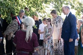 NO TABLOIDS WEB & PRINT - Princely Family of Monaco in Visit  - Carlat