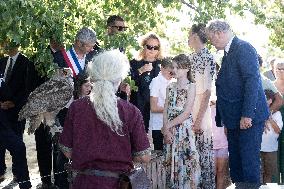 NO TABLOIDS WEB & PRINT - Princely Family of Monaco in Visit  - Carlat