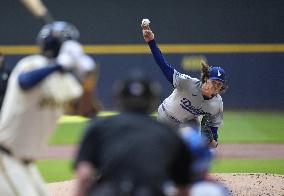 Baseball: Dodgers vs. Brewers
