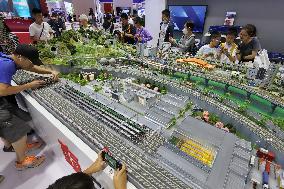 MODERN RAILWAYS 2025