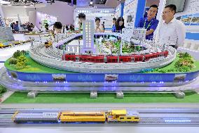 MODERN RAILWAYS 2025