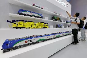 MODERN RAILWAYS 2025