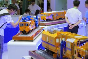MODERN RAILWAYS 2025