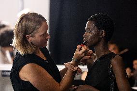 PFW - Elie Saab Backstage