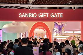 Sanrio Gift Gate
