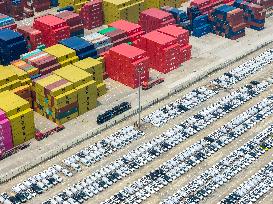 China Automobile Sales Increase in H1 2025