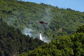 Rieti Mountain Fire Air Rescue Operations Underway - Italy
