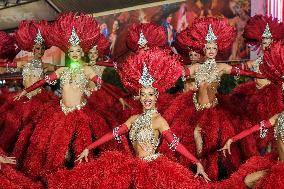 Moulin Rouge cabaret wings turn in Paris FA