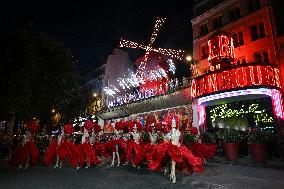 Moulin Rouge cabaret wings turn in Paris FA