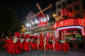 Moulin Rouge cabaret wings turn in Paris FA
