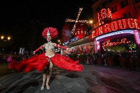 Moulin Rouge cabaret wings turn in Paris FA