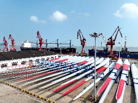 Super-large Wind Turbine Blades Shipment Export