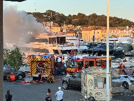 Sea Lady II Yacht Fire - Saint-Tropez