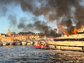 Sea Lady II Yacht Fire - Saint-Tropez