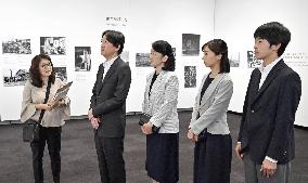 Crown prince, his family visit exhibition on Hiroshima