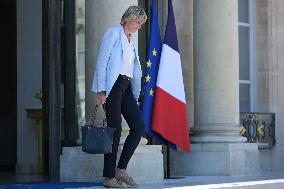 Cabinet Meeting At Elysee Palace – Paris
