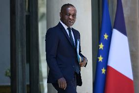 Cabinet Meeting At Elysee Palace – Paris