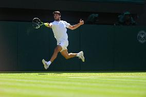 Wimbledon - Semi Final Round - Carlos Alcaraz v Taylor Fritz