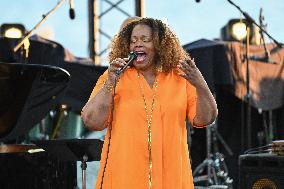 Dianne Reeves At 64th Jazz A Juan Festival - Juan‑les‑Pins