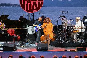 Dianne Reeves At 64th Jazz A Juan Festival - Juan‑les‑Pins