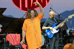 Dianne Reeves At 64th Jazz A Juan Festival - Juan‑les‑Pins