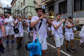 Laying of the handkerchief to the Torico - Spain