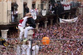Laying of the handkerchief to the Torico - Spain