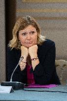 Macron Hosts New Caledonia Summit Conclusion - Paris