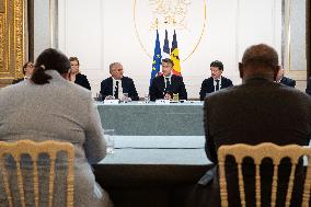 Macron Hosts New Caledonia Summit Conclusion - Paris