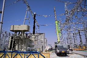China Completes 750-kV Power Transmission Loop