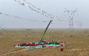 China Completes 750-kV Power Transmission Loop