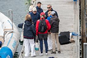King Juan Carlos Goes Sailing With Infanta Elena - Sanxenxo