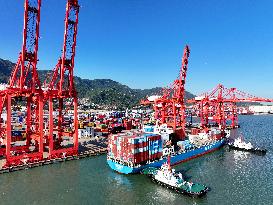 China Import And Export of Goods Trade Growth in H1 2025