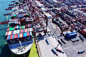 China Import And Export of Goods Trade Growth in H1 2025