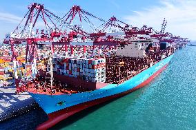 China Import And Export of Goods Trade Growth in H1 2025