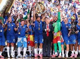 Chelsea Celebrate Club World Cup Win With President Trump