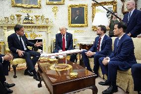 US President Donald Trump meets with NATO Secretary General Mark Rutte - Washington