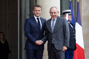 Emmanuel Macron meets with Armenia Prime Minister - Paris
