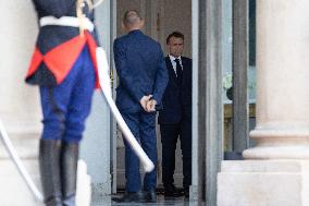 Emmanuel Macron meets with Armenia Prime Minister - Paris